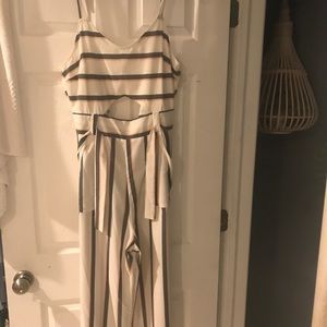 Jumpsuit with peep hole